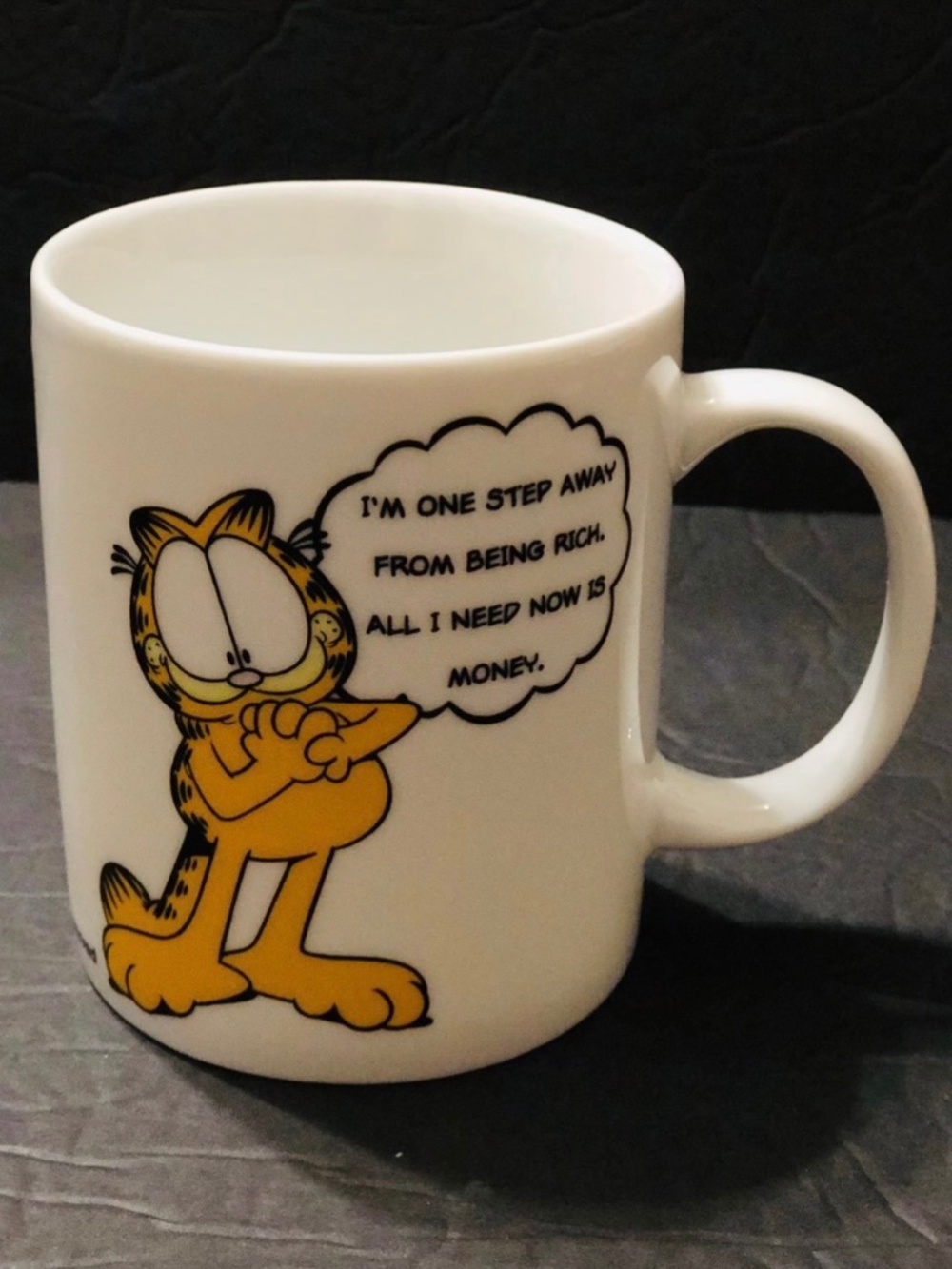Aramco Imports Inc. Jim Davis Garfield Coffee Mug 14 oz.